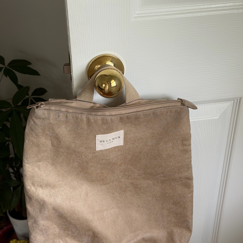DE LA MUR Beige Suede backpack